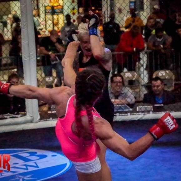 Meet your Poshess, Miss Chel-c - Picture 5 of 8